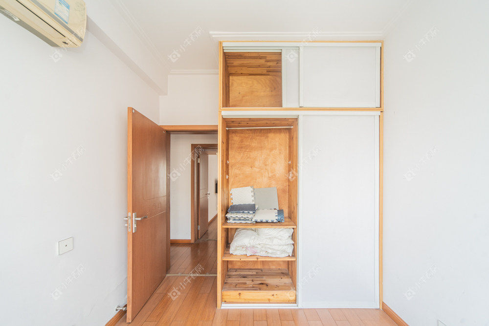 常州世茂香槟湖一期在租房源室内图_小牛看房