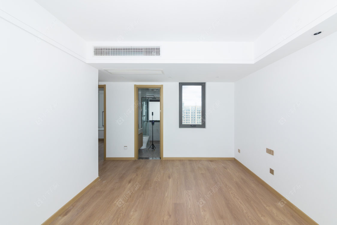 常州绿地香港名墩道在售二手房源室内图_小牛看房