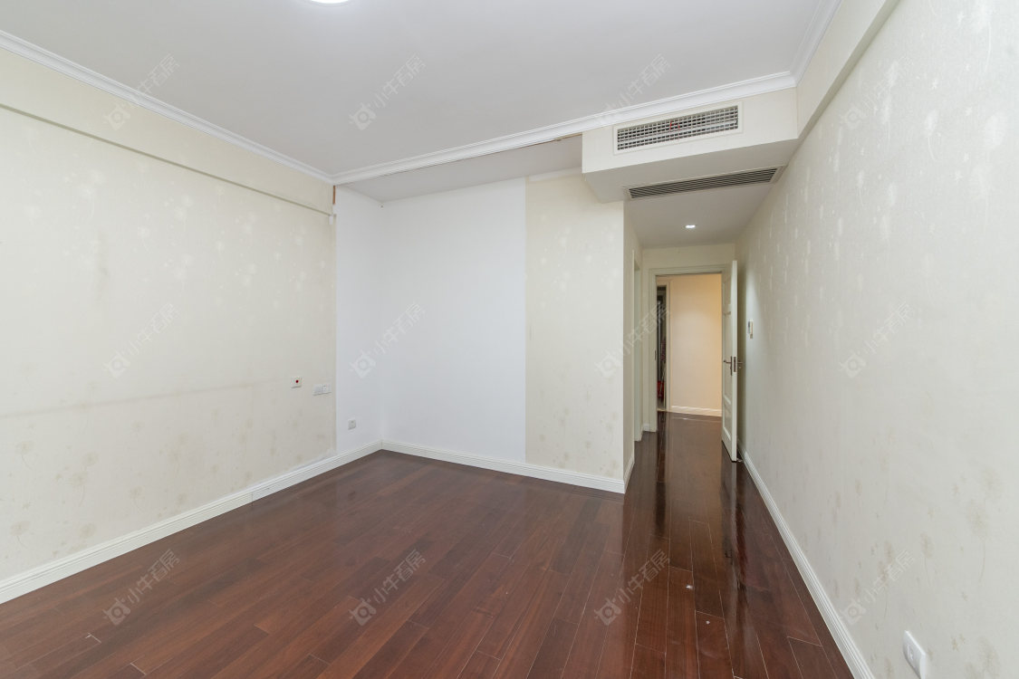 常州绿地峰云汇在售二手房源室内图_小牛看房