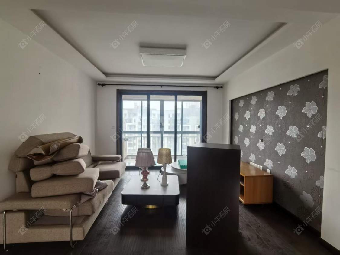 常州世茂香槟湖一期租房_小牛看房