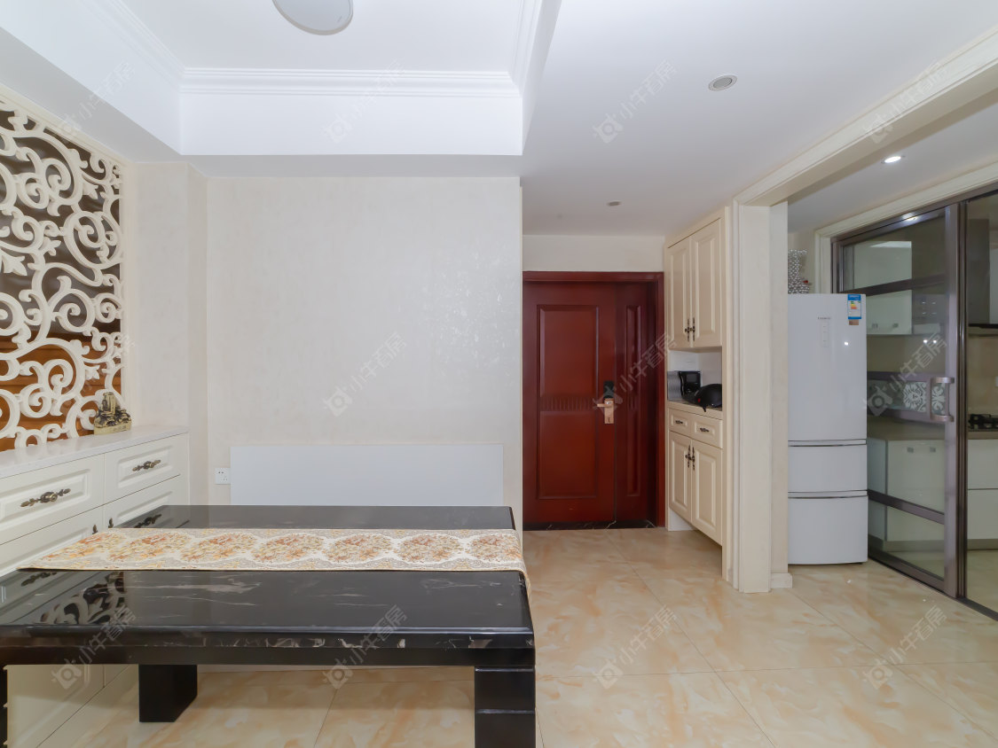 常州世茂香槟湖二期在售二手房源室内图_小牛看房