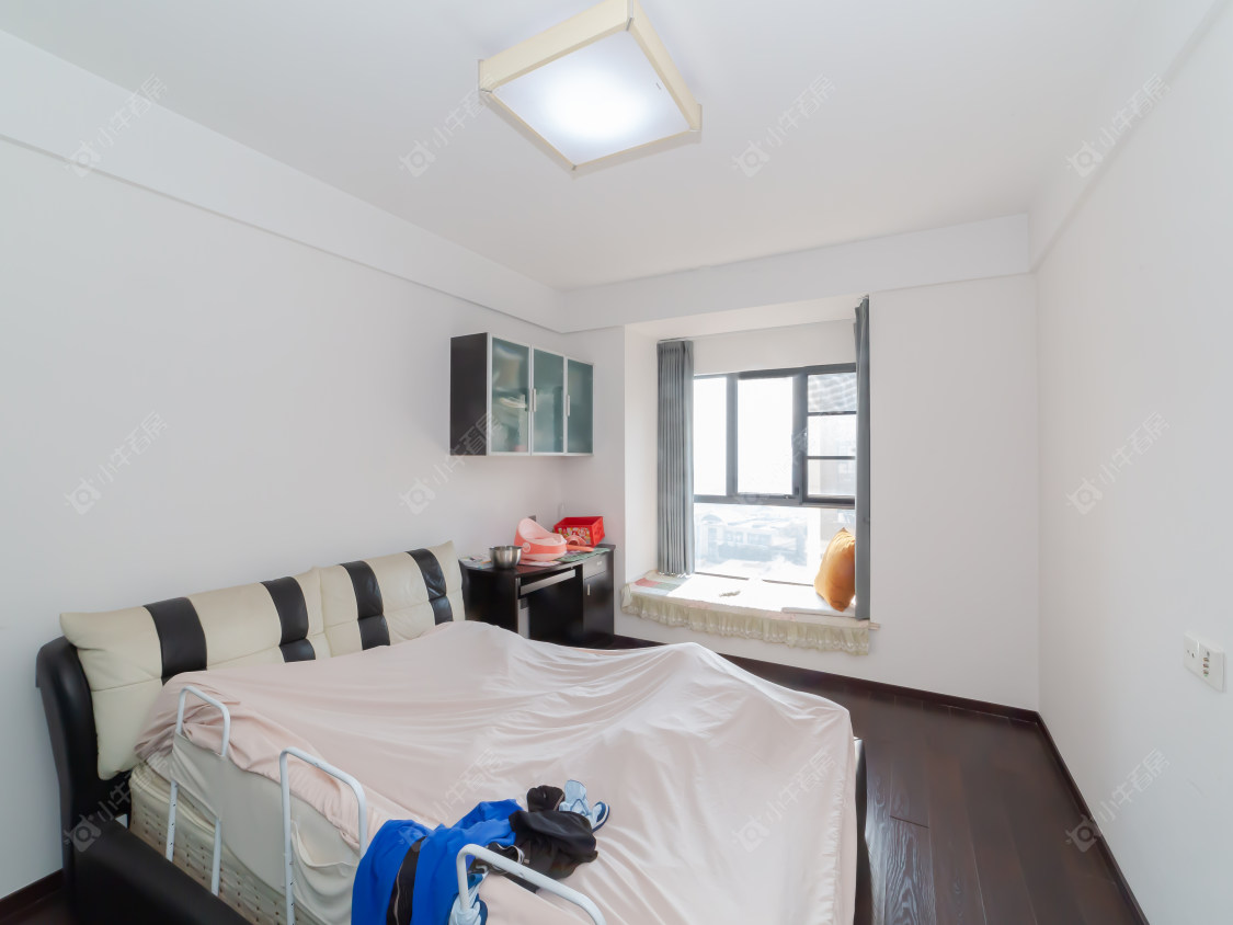 常州世茂香槟湖一期在售二手房源室内图_小牛看房