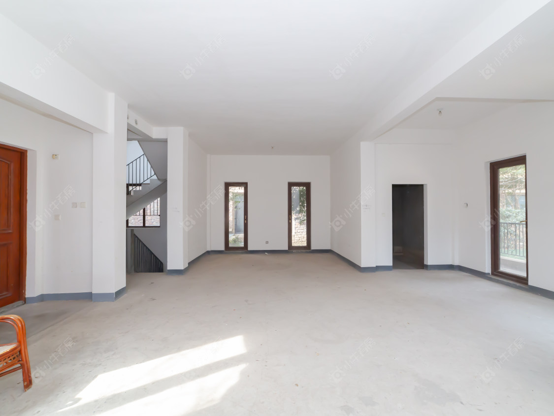 常州龙湖原山别墅区在售二手房源室内图_小牛看房