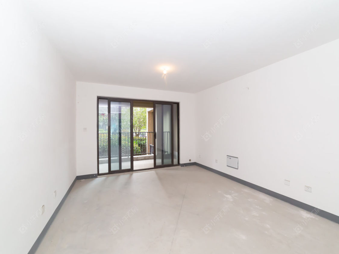 常州世茂香槟湖四期在售二手房源室内图_小牛看房