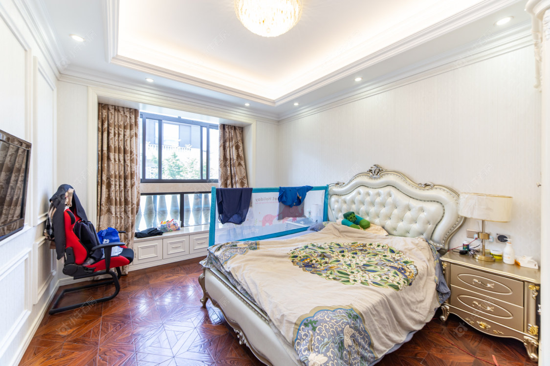 常州九龙仓凤凰湖墅在售二手房源室内图_小牛看房