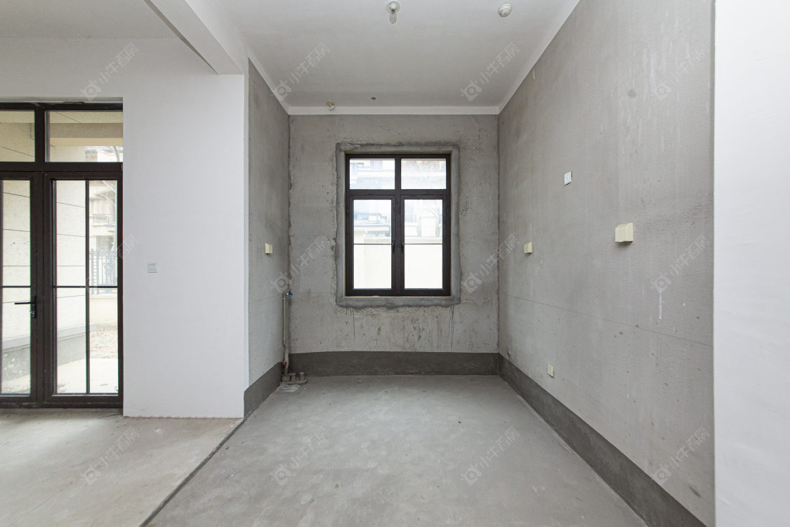 常州翡丽蓝湾别墅区在售二手房源室内图_小牛看房