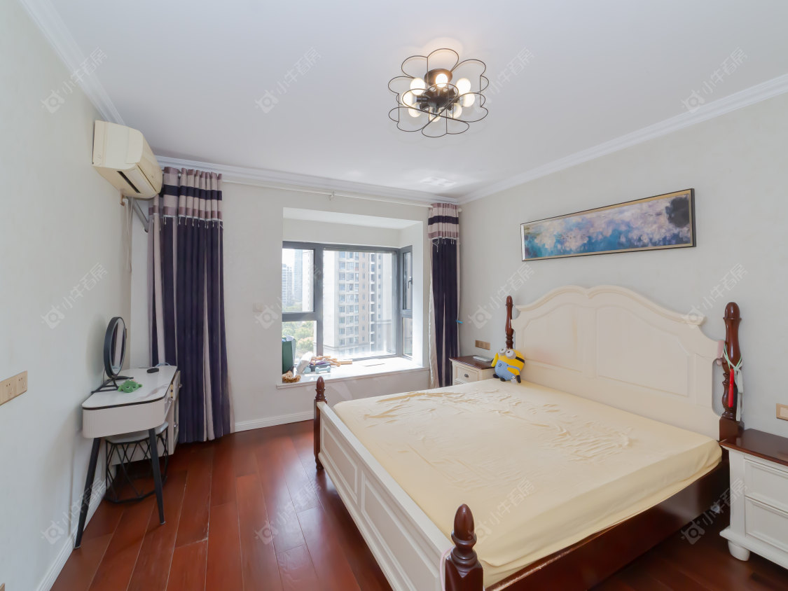 常州世茂香槟湖二期在售二手房源室内图_小牛看房