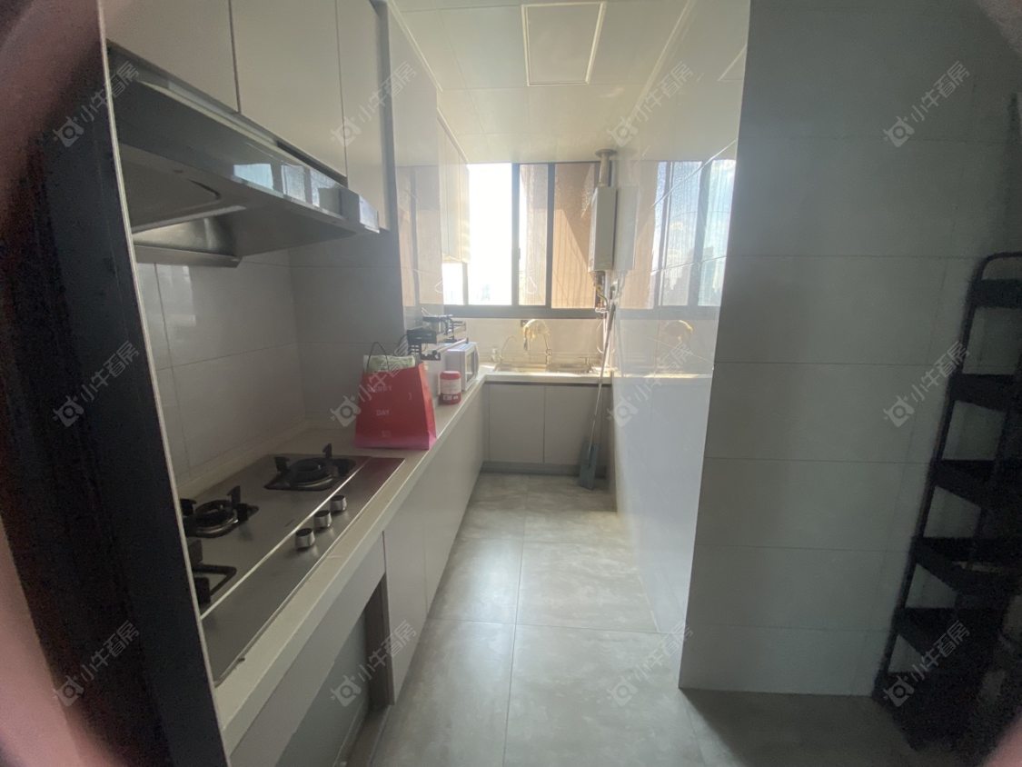 常州世茂香槟湖二期在租房源室内图_小牛看房