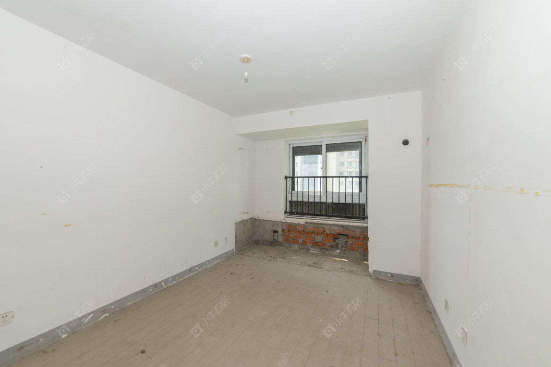 常州凤凰湖西苑在售二手房源室内图_小牛看房