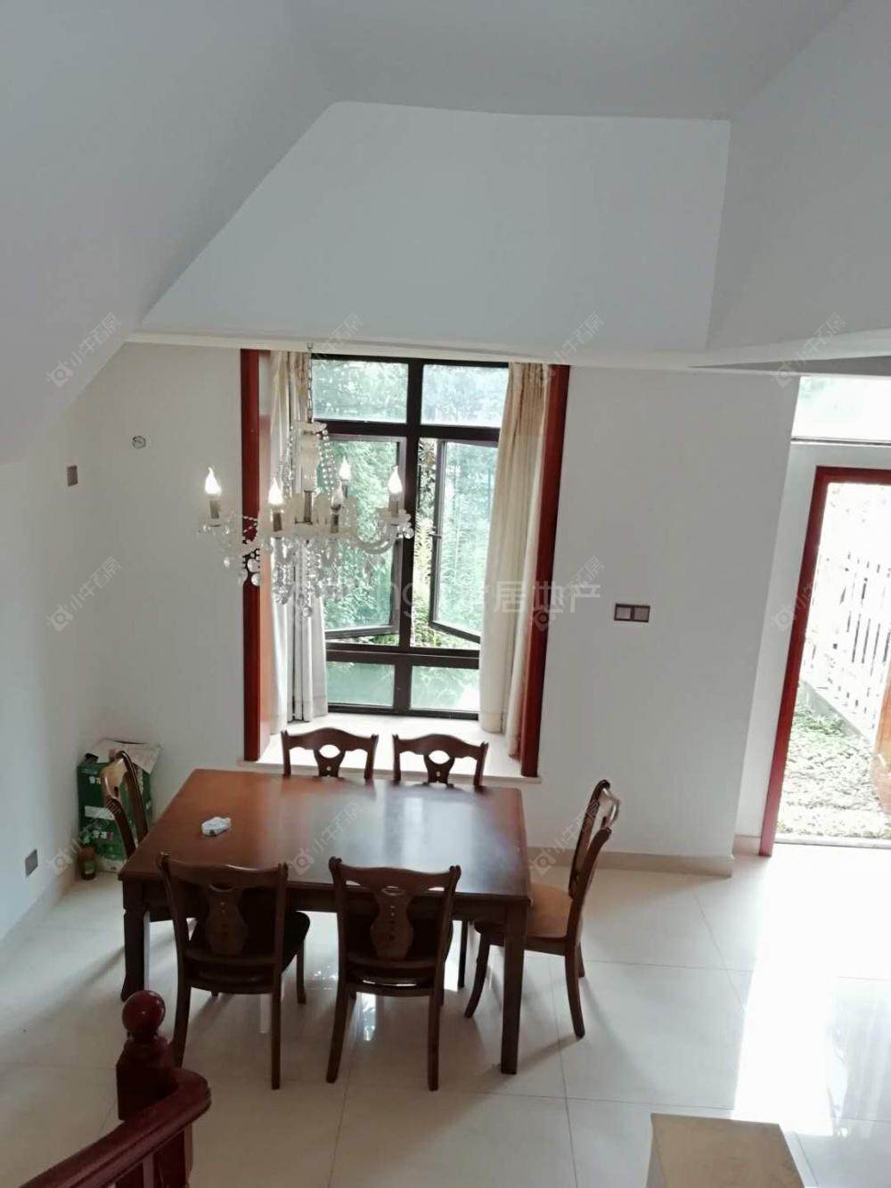 常州东渡海派青城在售二手房源室内图_小牛看房