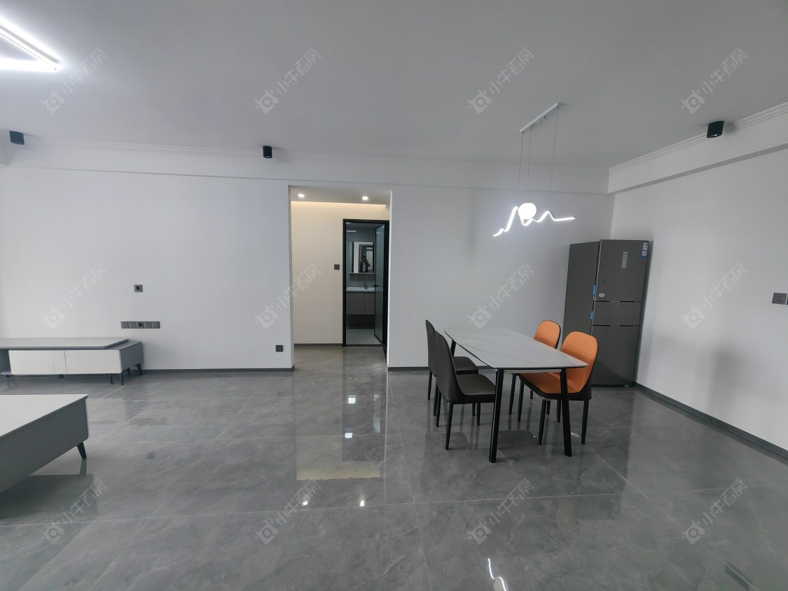 常州星河丹堤一区3室2厅2卫出租房源图片