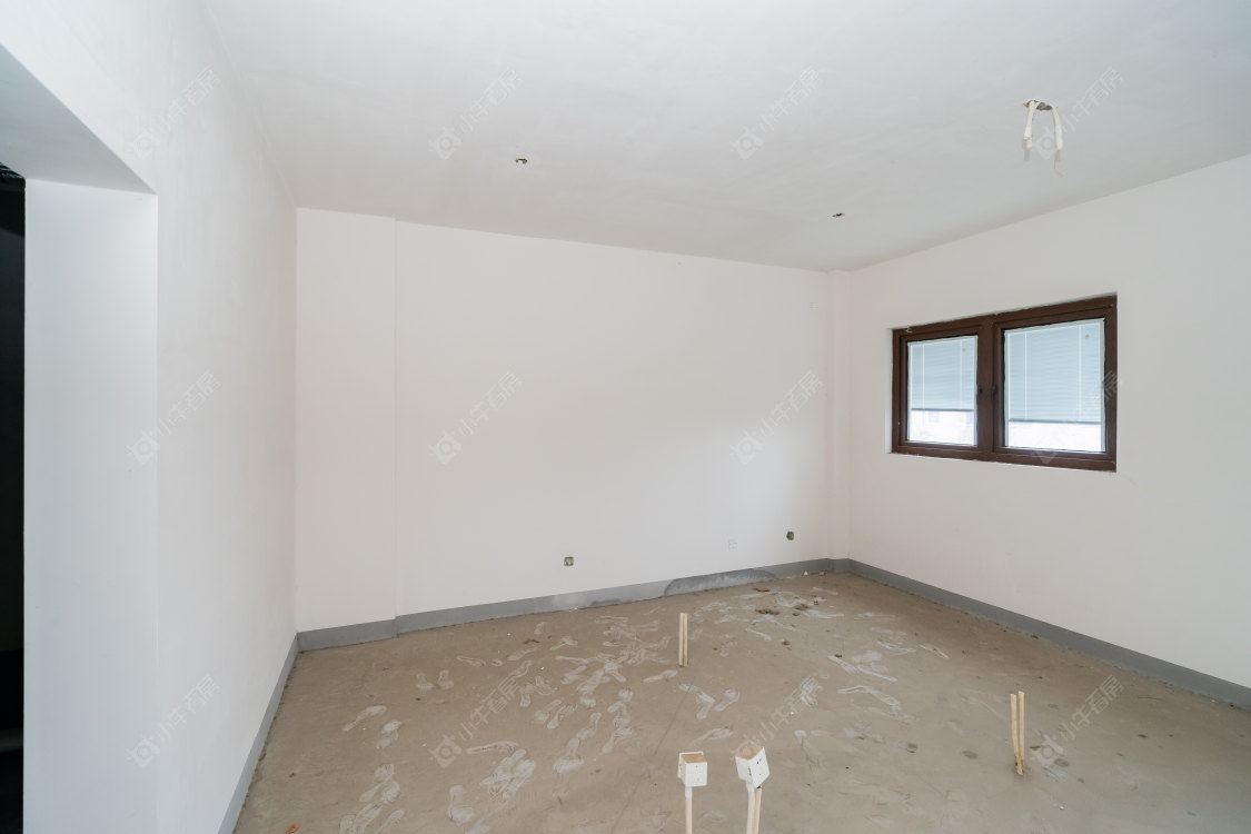 高成天鹅湖别墅区房源室内图 常州高成天鹅湖别墅区在售二手房源室内图_小牛看房