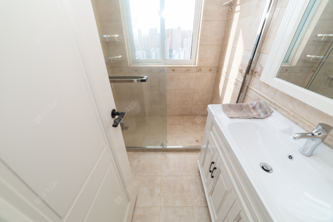 常州蔚蓝天地一二期在售二手房源室内图_小牛看房