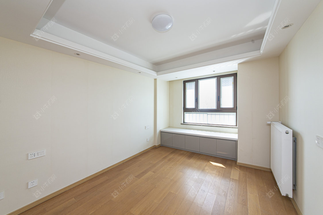 常州绿地香奈在售二手房源室内图_小牛看房