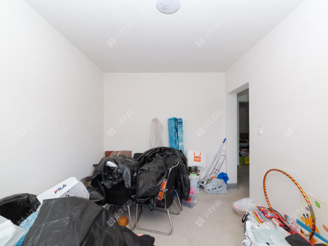 常州世茂香槟湖五期在租房源室内图_小牛看房