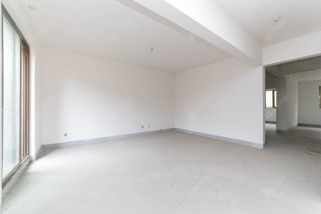 常州水晶城别墅区在售二手房源室内图_小牛看房