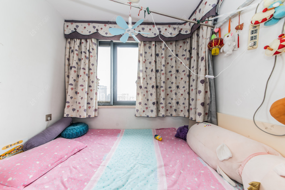 常州世茂香槟湖二期在售二手房源室内图_小牛看房