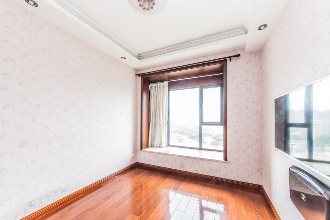 常州世茂香槟湖一期在售二手房源室内图_小牛看房