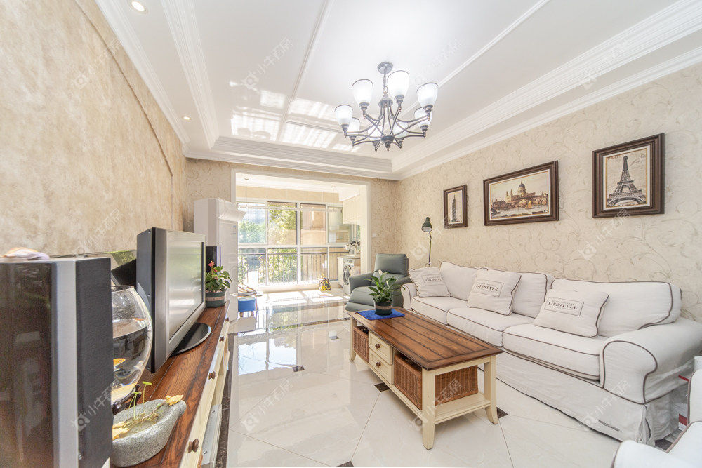 常州世茂香槟湖二期在租房源室内图_小牛看房