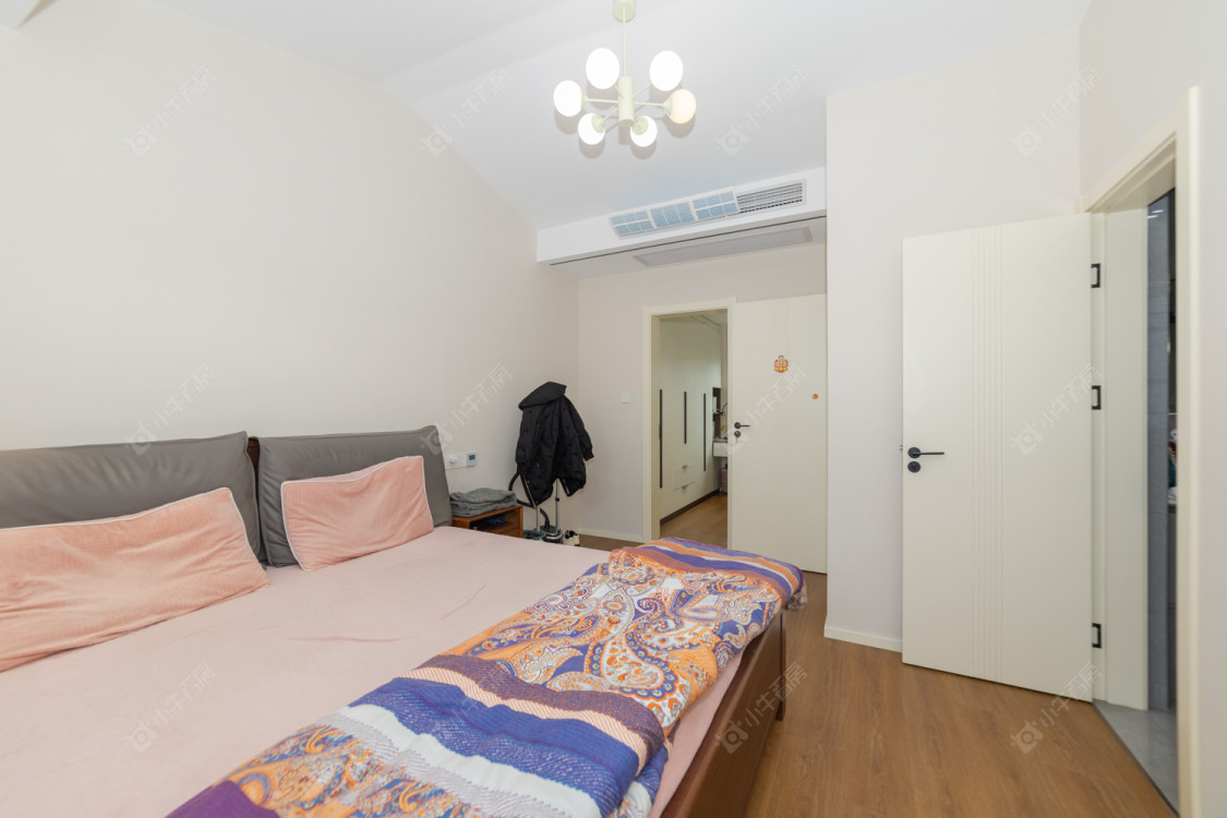 常州东渡海派青城在售二手房源室内图_小牛看房