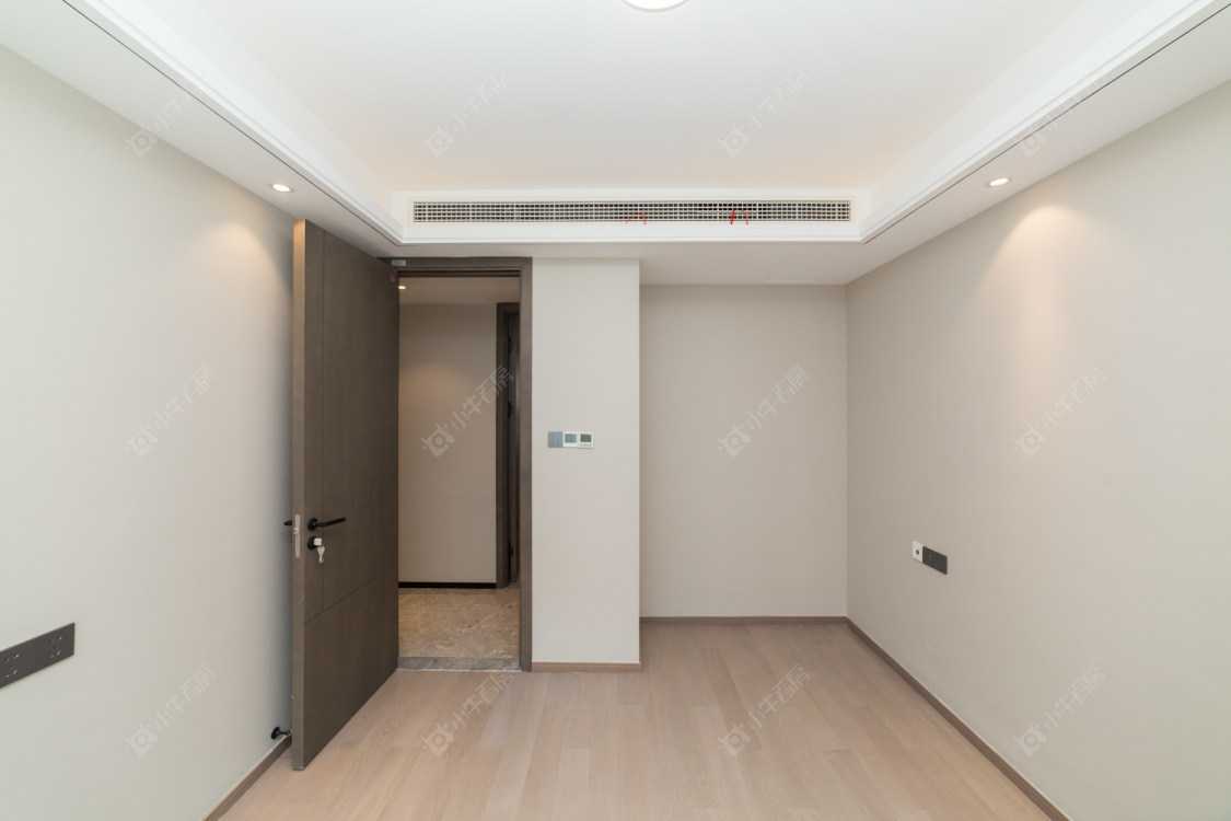 常州美的世茂云筑在售二手房源室内图_小牛看房