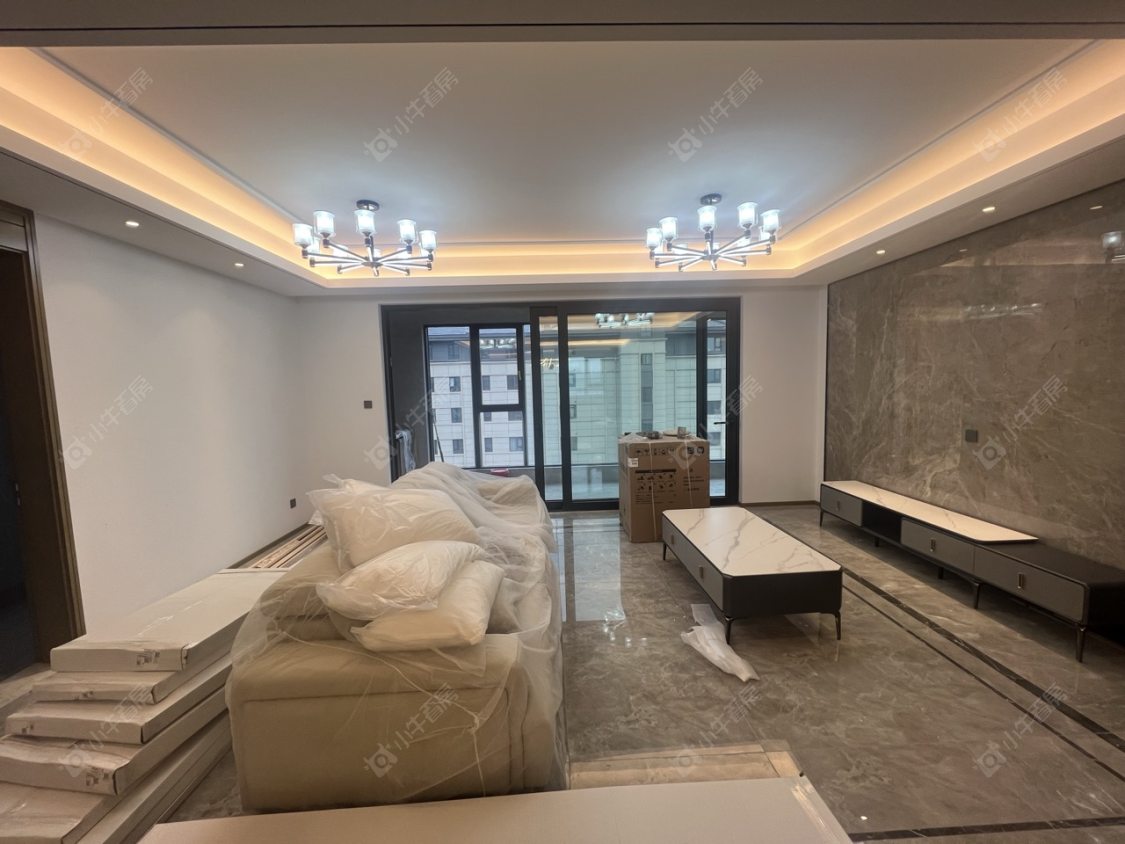 常州春秋金茂府在租房源室内图_小牛看房