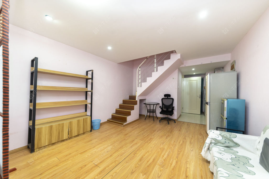 常州亚泰财富中心在售二手房源室内图_小牛看房