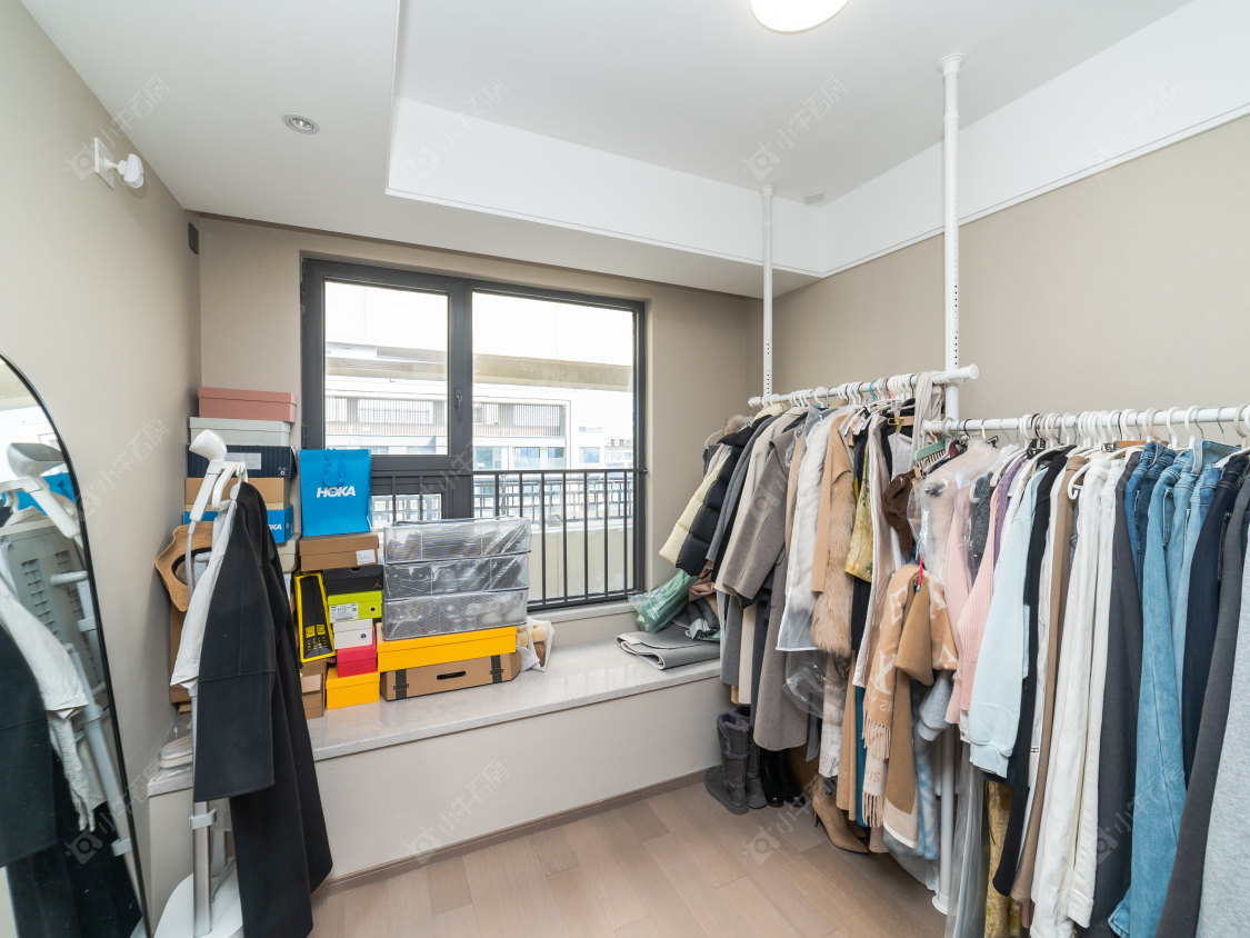 常州美的世茂云筑在售二手房源室内图_小牛看房