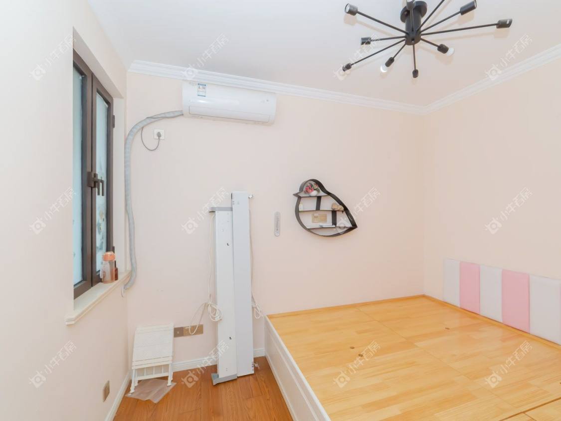 常州世茂香槟湖三期在租房源室内图_小牛看房