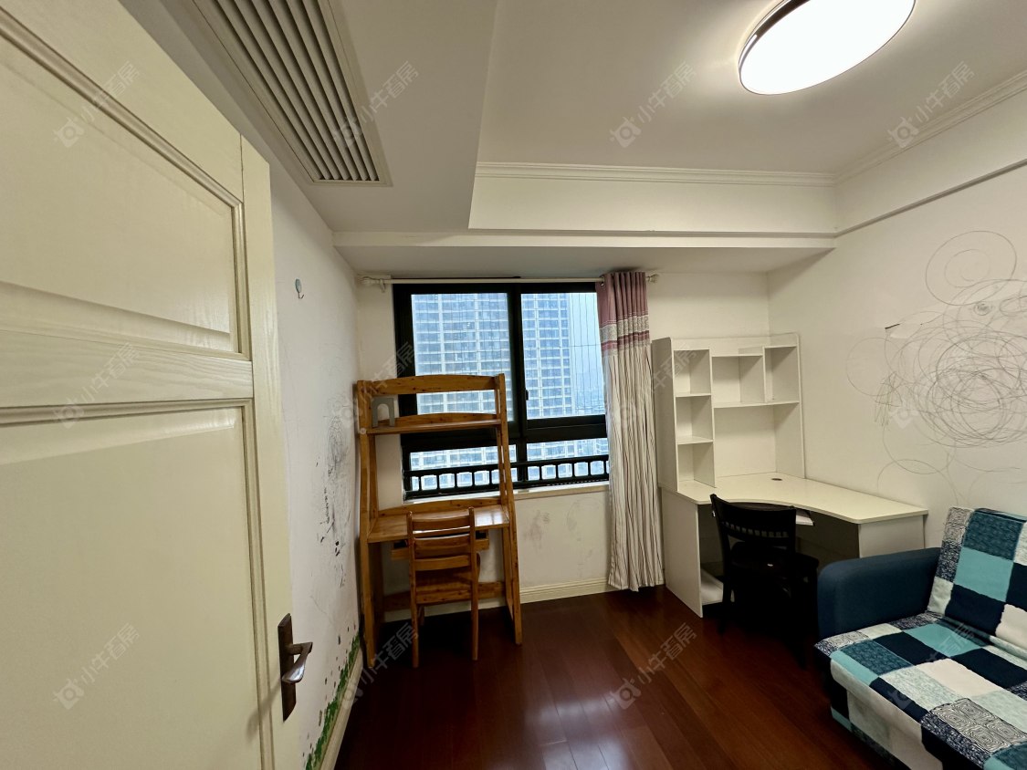 常州绿地峰云汇在租房源室内图_小牛看房