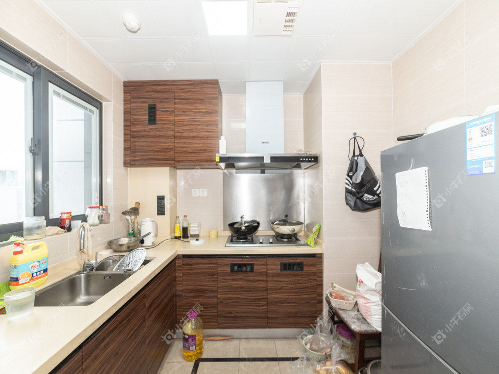 常州蓝光晶曜3室2厅2卫出租_小牛看房