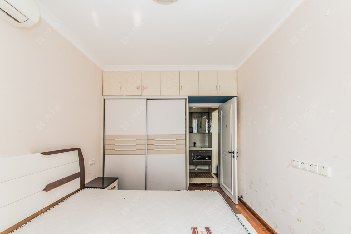 常州世茂香槟湖三期在售二手房源室内图_小牛看房