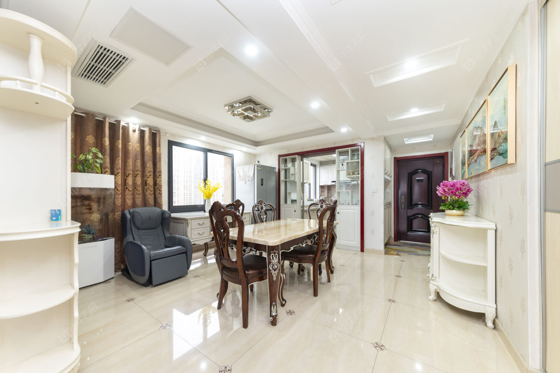 常州莱蒙城铂晶在售二手房源室内图_小牛看房