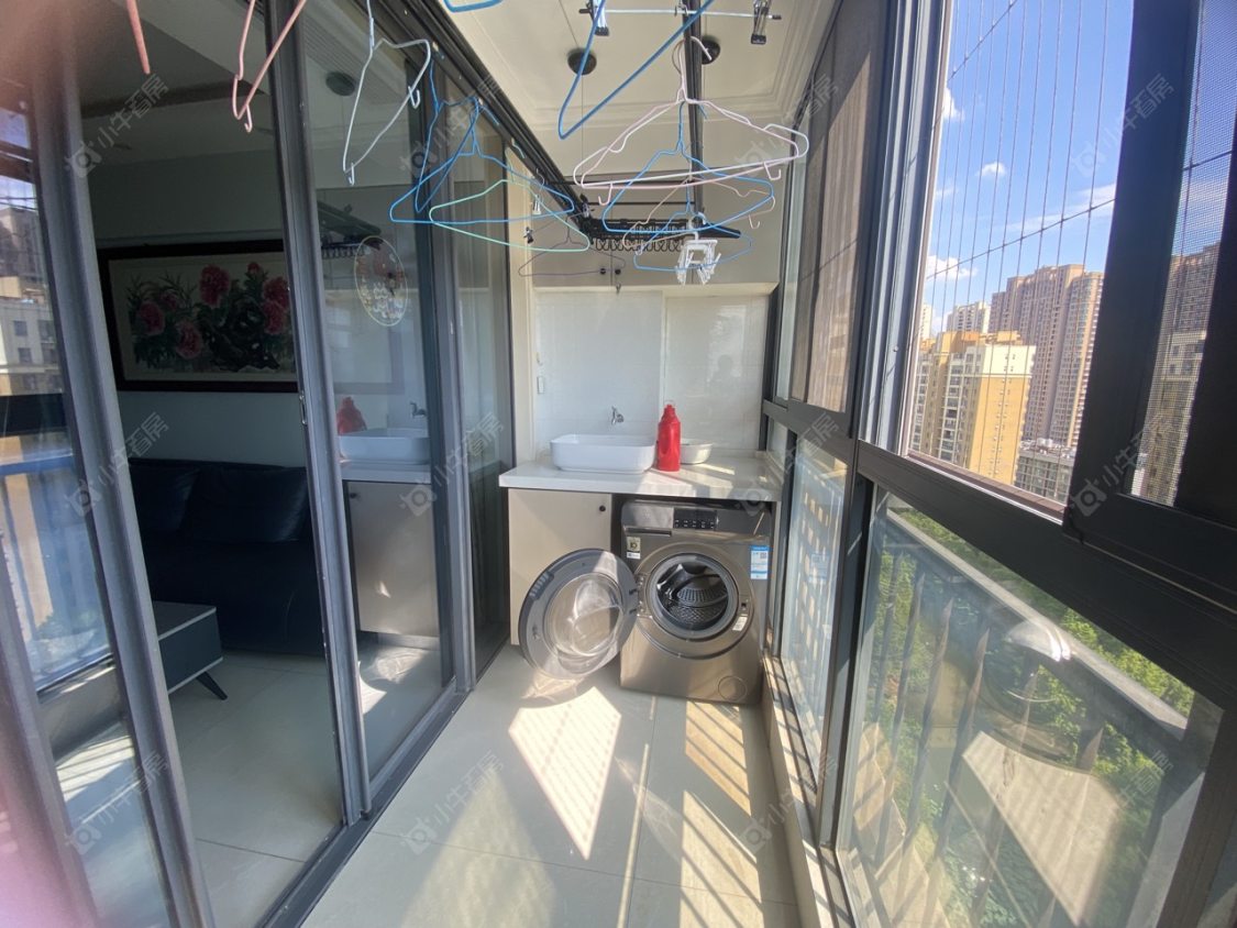 常州世茂香槟湖二期在租房源室内图_小牛看房