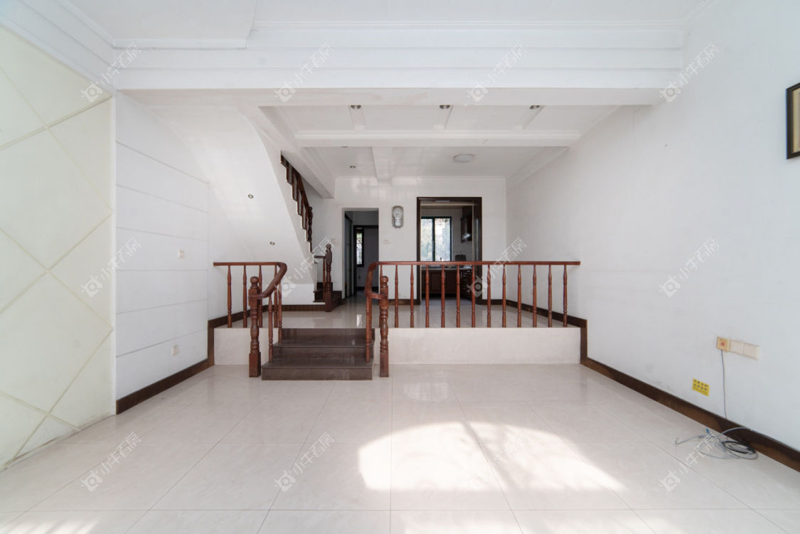 常州高成莱茵别墅区5室2厅2卫出租_小牛看房