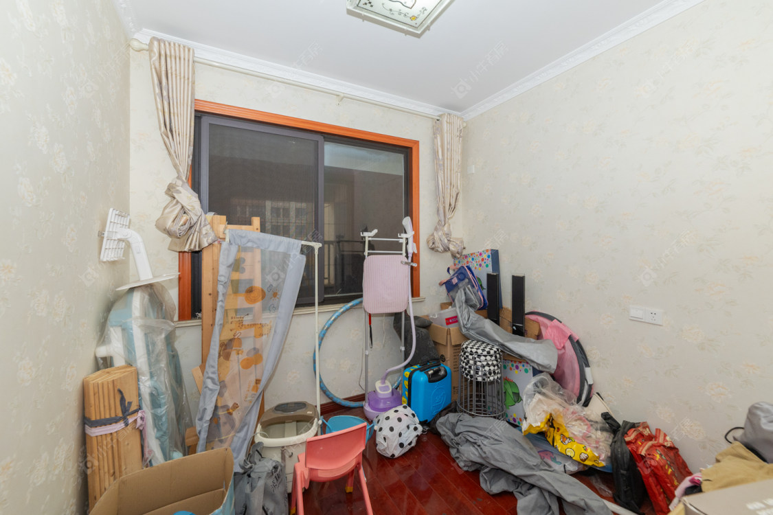 常州凤凰湖花园在售二手房源室内图_小牛看房