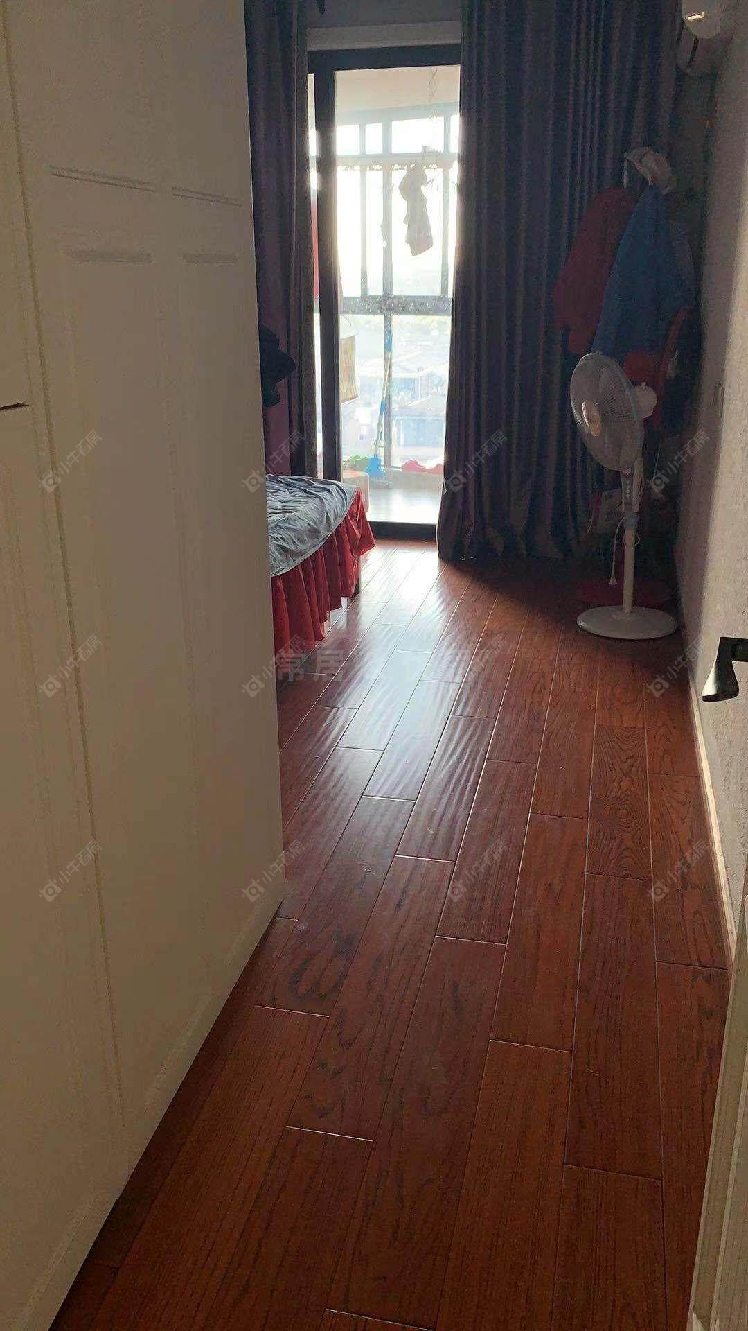 常州溪湖小镇在售二手房源室内图_小牛看房