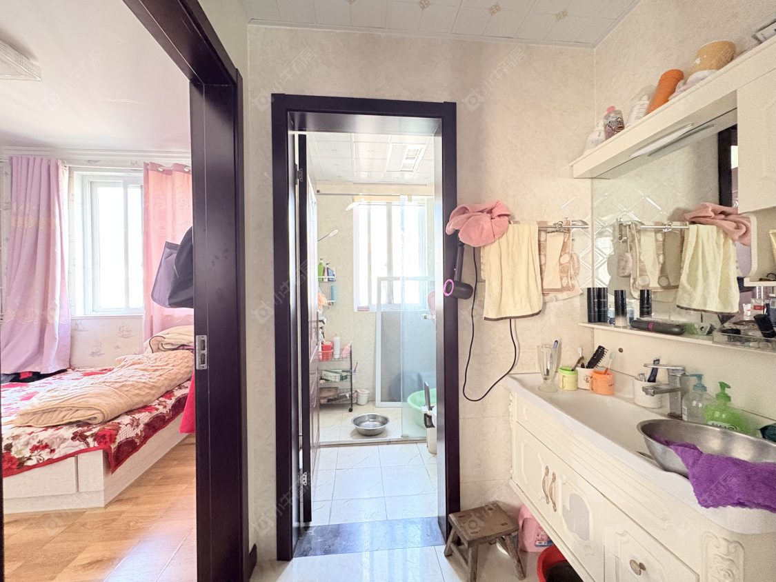 丹阳东南新城在售二手房源室内图_小牛看房