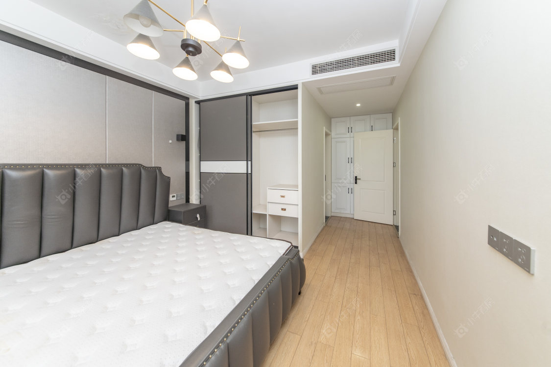 常州绿地香颂花园在售二手房源室内图_小牛看房