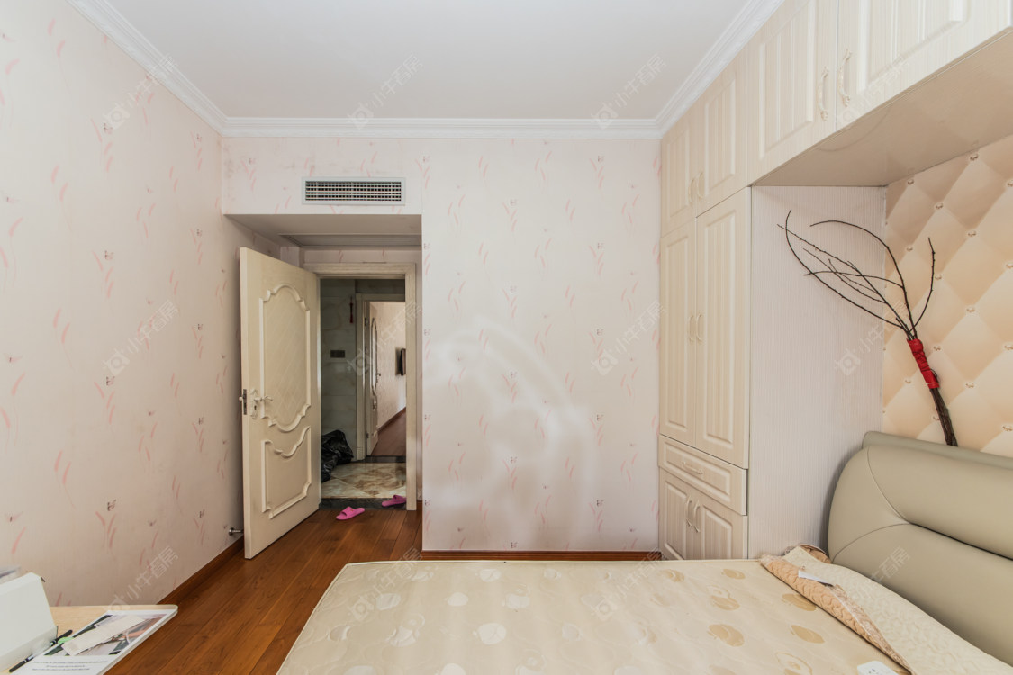 常州世茂香槟湖二期在售二手房源小区图_小牛看房