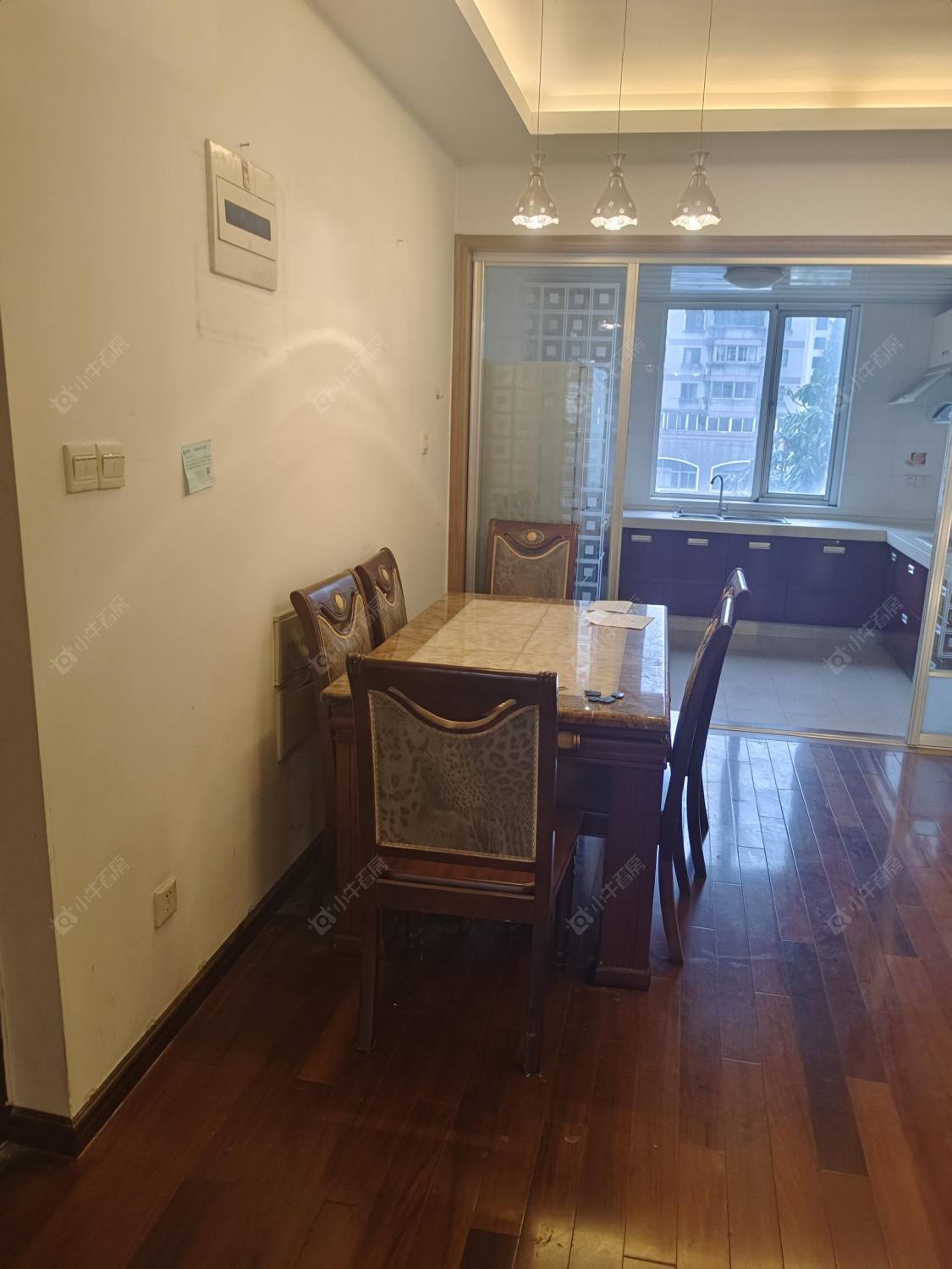 常州鹤苑新都4室2厅2卫出租_小牛看房