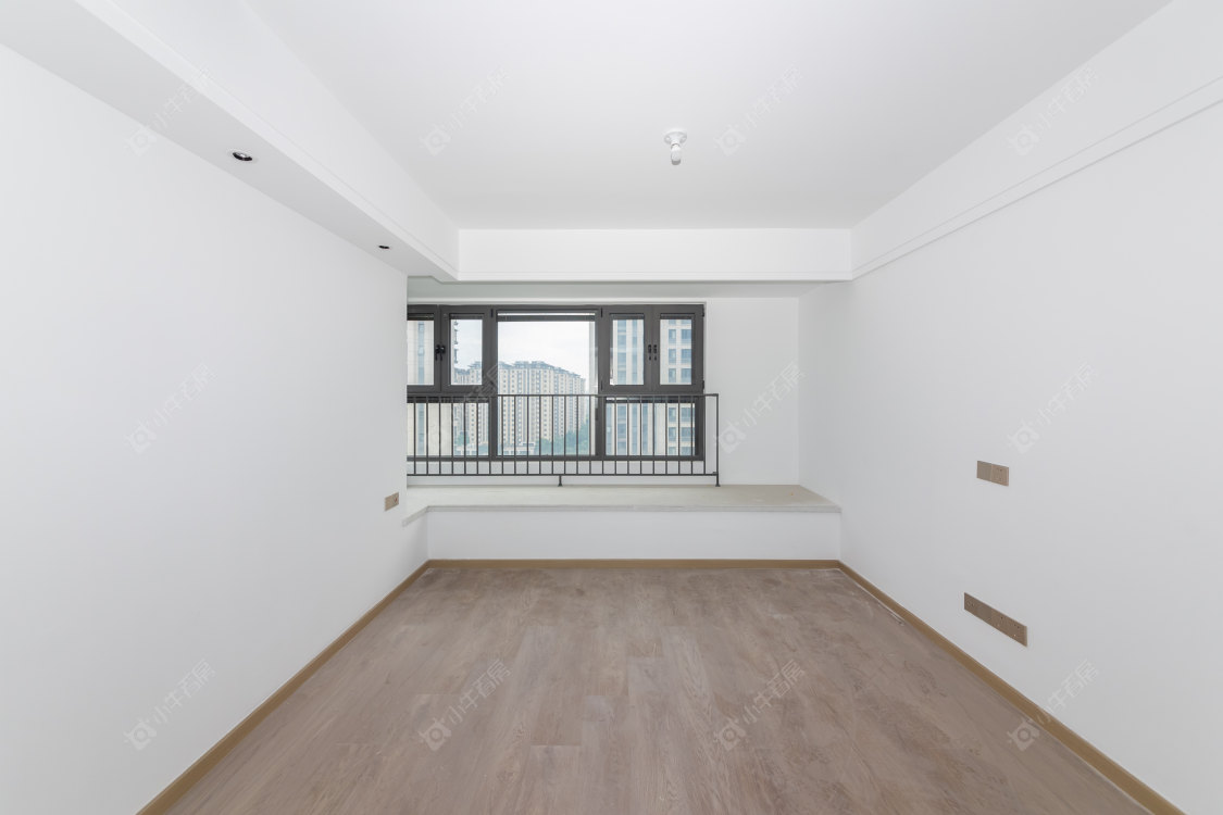 常州绿地香港名墩道在售二手房源室内图_小牛看房