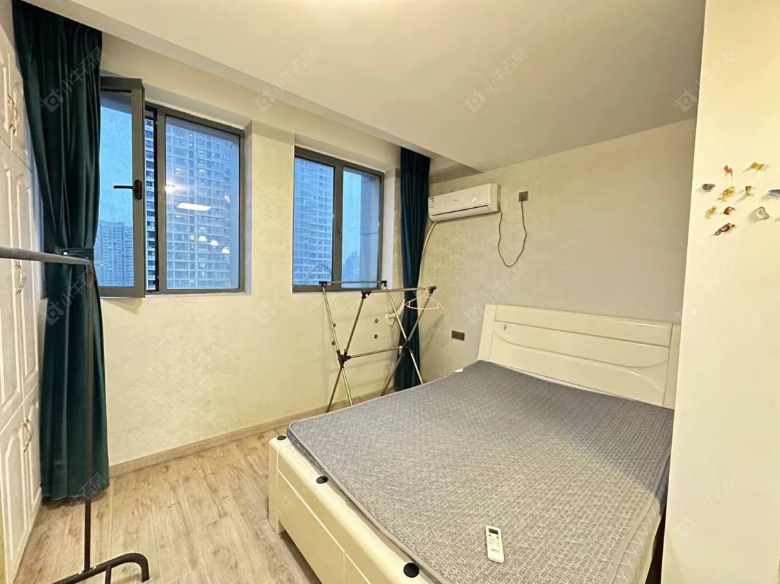 常州亚泰财富中心在租房源室内图_小牛看房