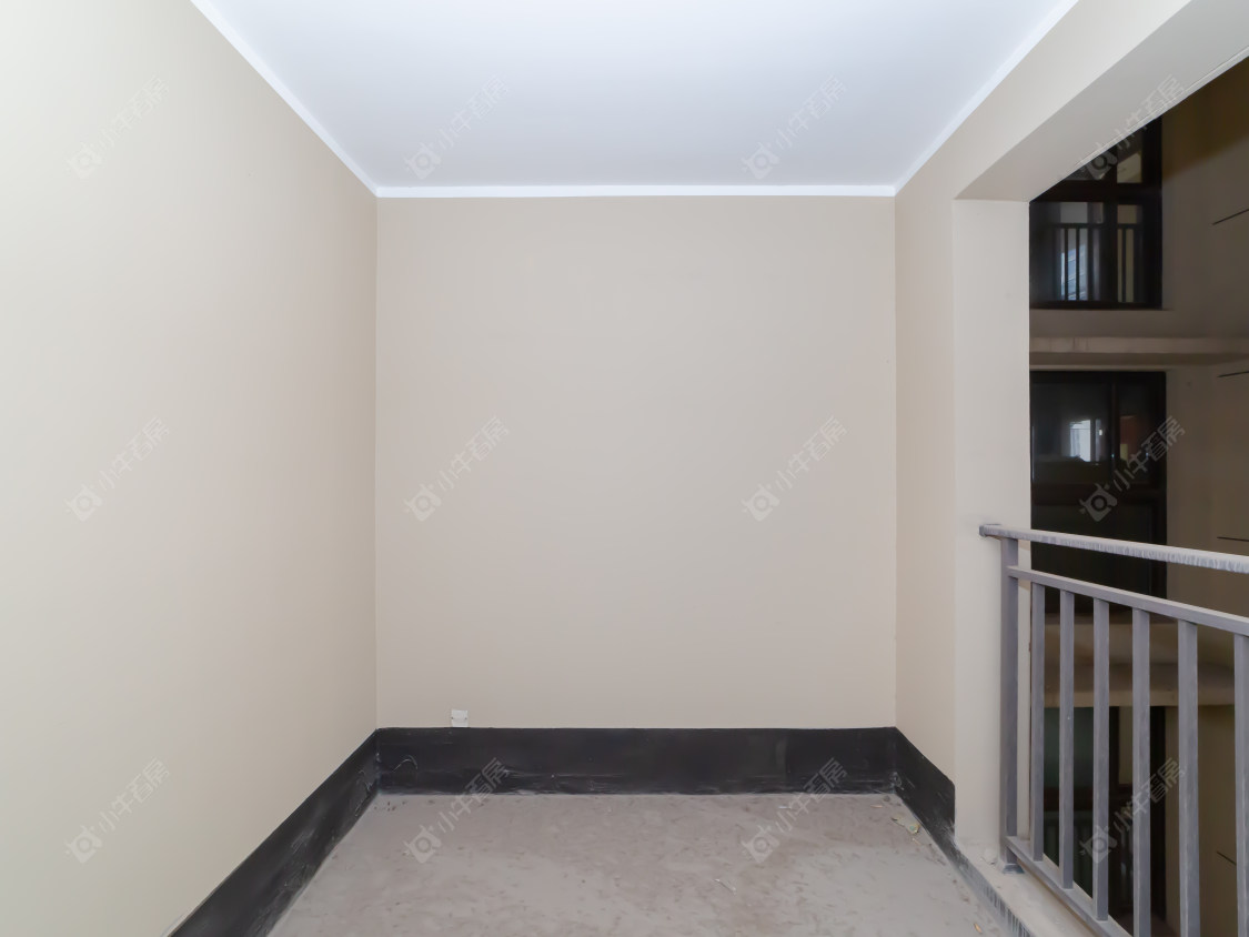 常州世茂香槟湖五期在售二手房源室内图_小牛看房