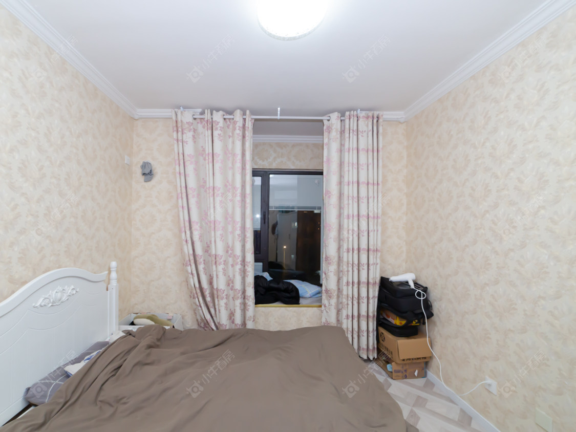 常州世茂香槟湖五期在售二手房源室内图_小牛看房