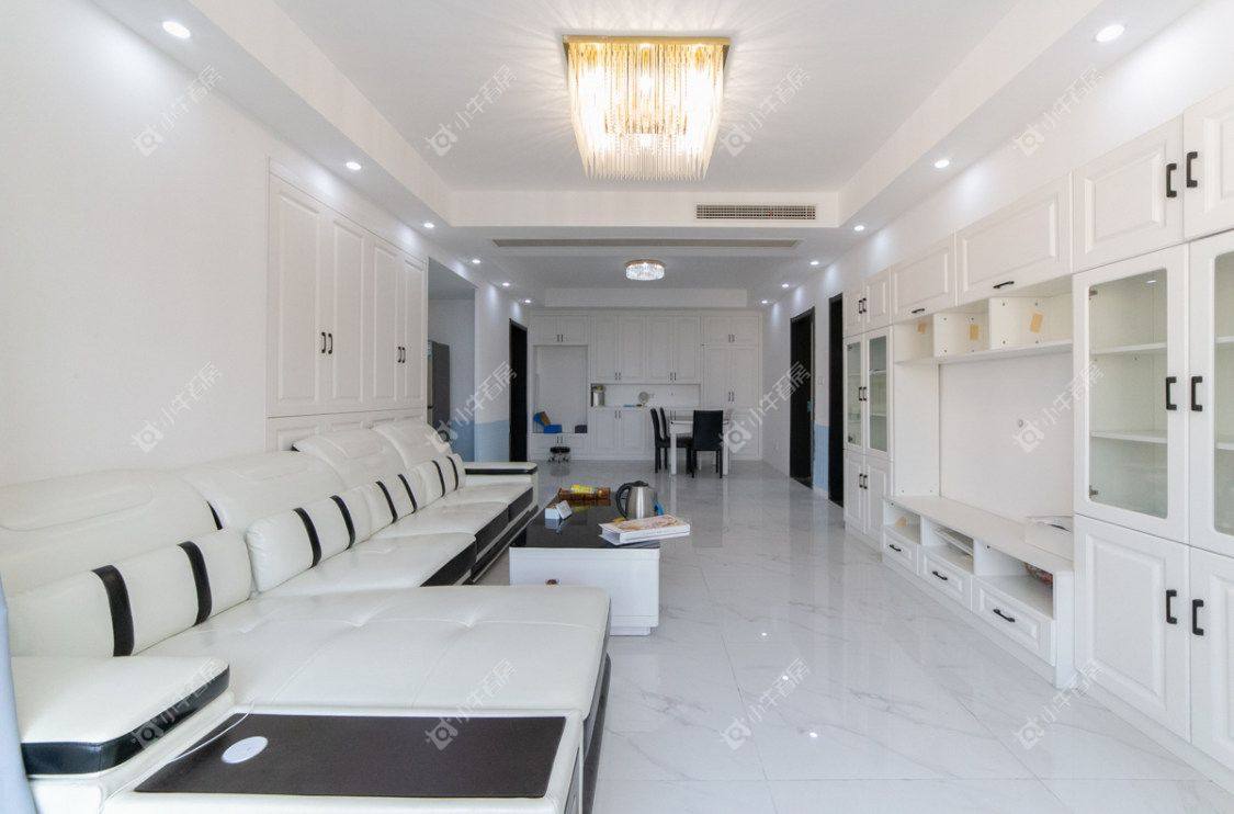 常州凤凰湖花园3室2厅2卫出租房源图片