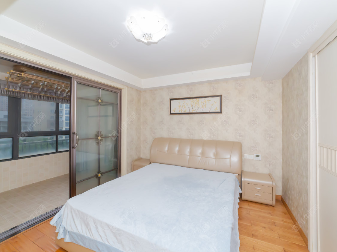 常州世茂香槟湖二期在售二手房源室内图_小牛看房