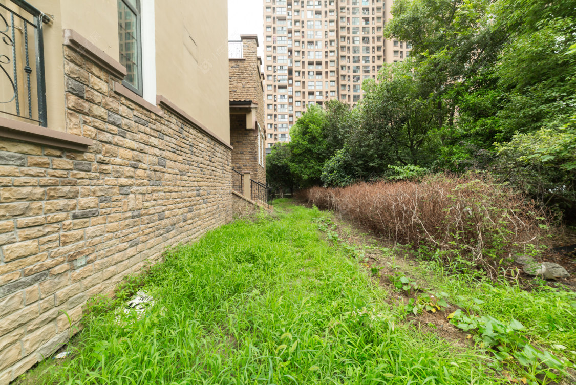 常州常发豪郡别墅区在售二手房源室内图_小牛看房