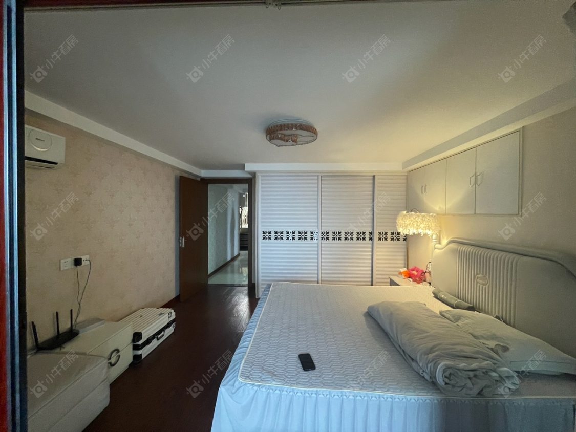 常州吾悦广场金苹果公寓在租房源室内图_小牛看房