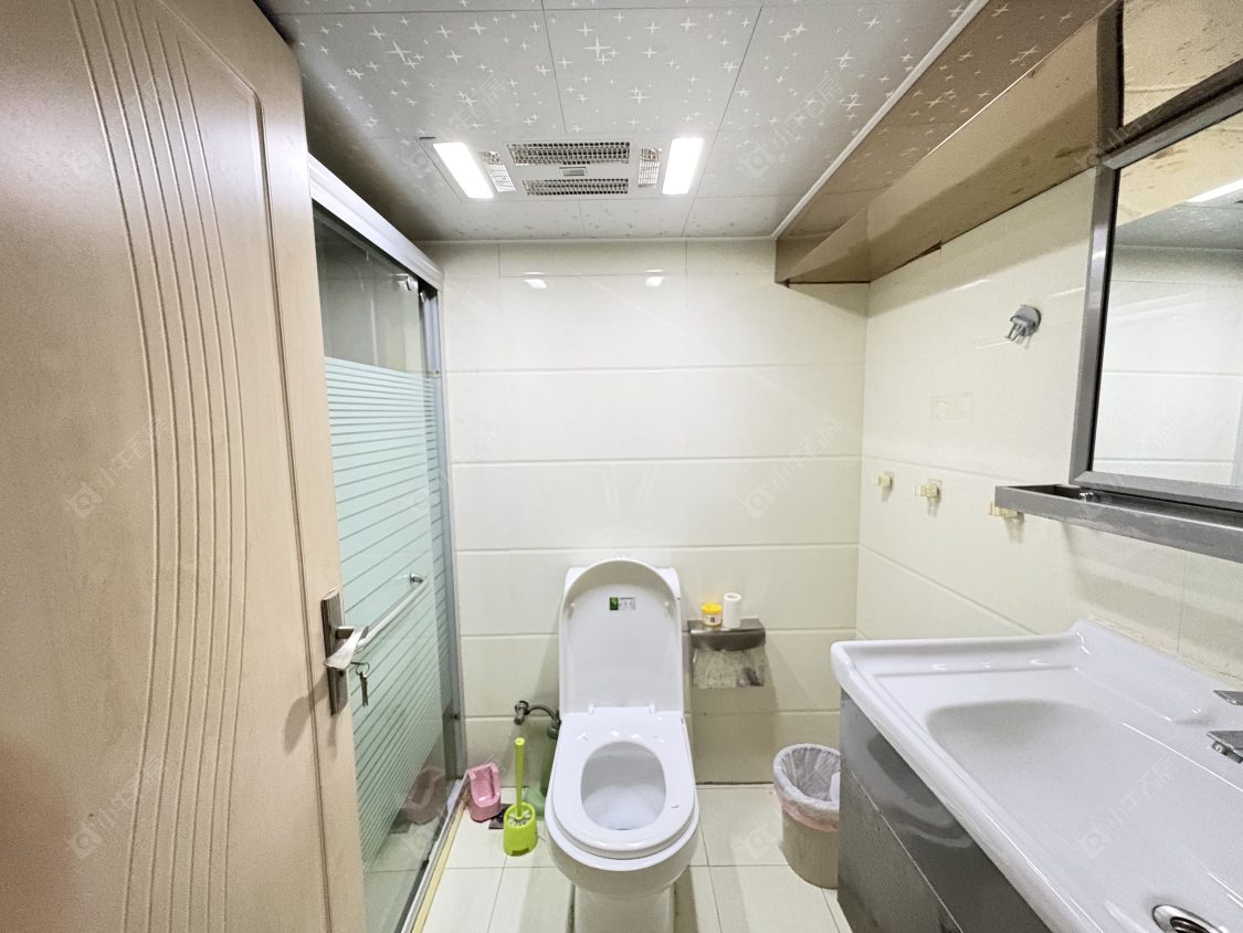 常州亚泰财富中心在租房源室内图_小牛看房